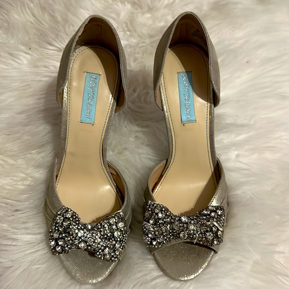 Betsey Johnson heels - Picture 2 of 8